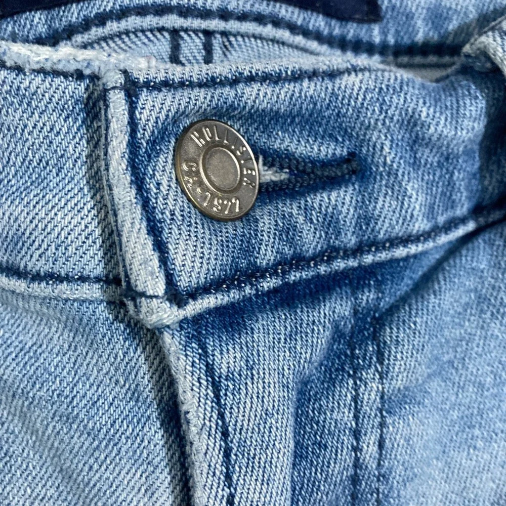 Hollister Vintage Straight Advanced Stretch Distressed Jeans Mens 32x30 Holes